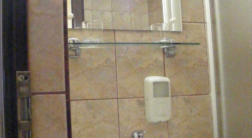 Hotel Ciao Târgu-Mureş エクステリア 写真